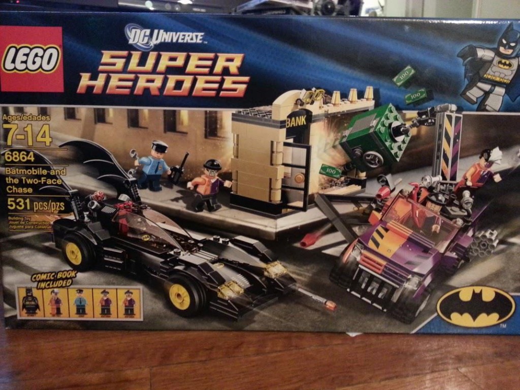 LEGO set #6864: Batmobile and the Two-Face Chase