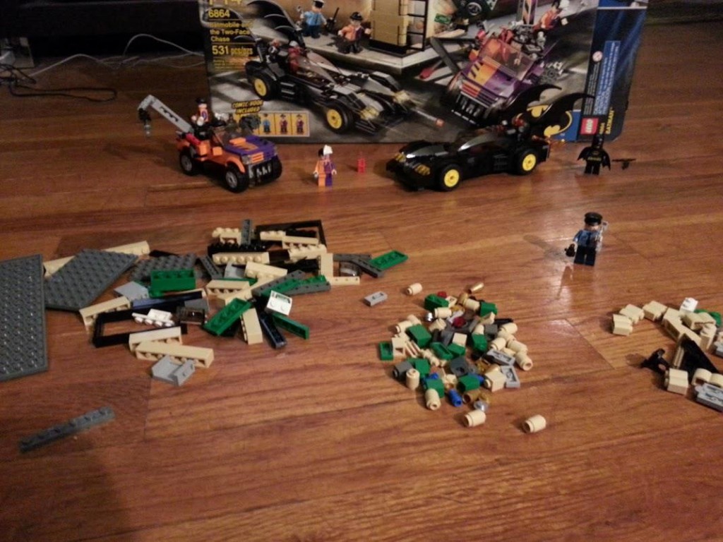LEGO Two-Face Chase: Step 11