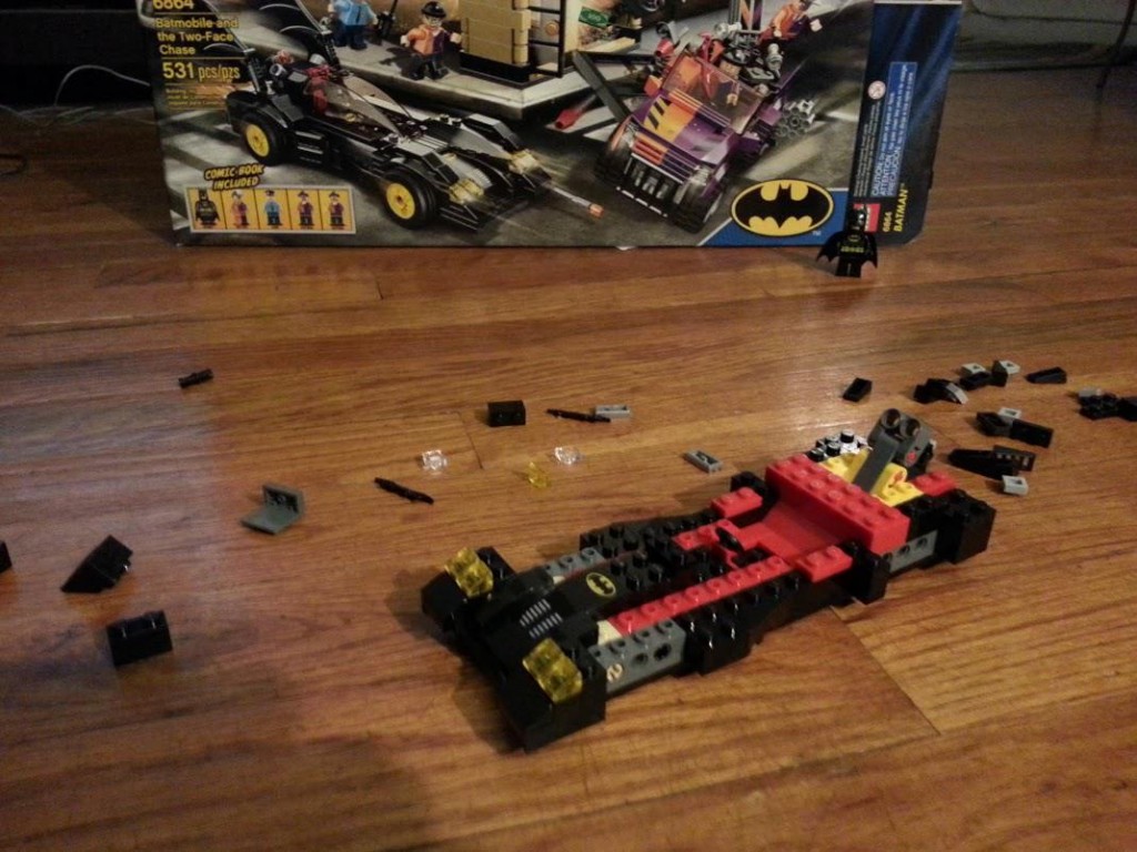 LEGO Two-Face Chase: Step 4